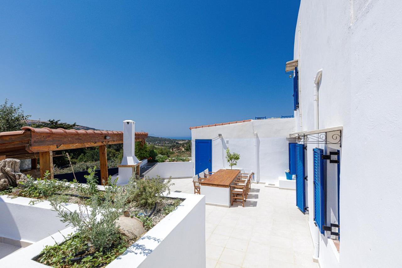 Anna'S Villa In Mesi Village Agia Triada Екстериор снимка