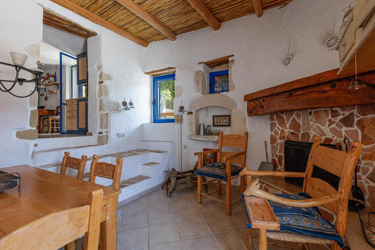 Anna'S Villa In Mesi Village Agia Triada Екстериор снимка